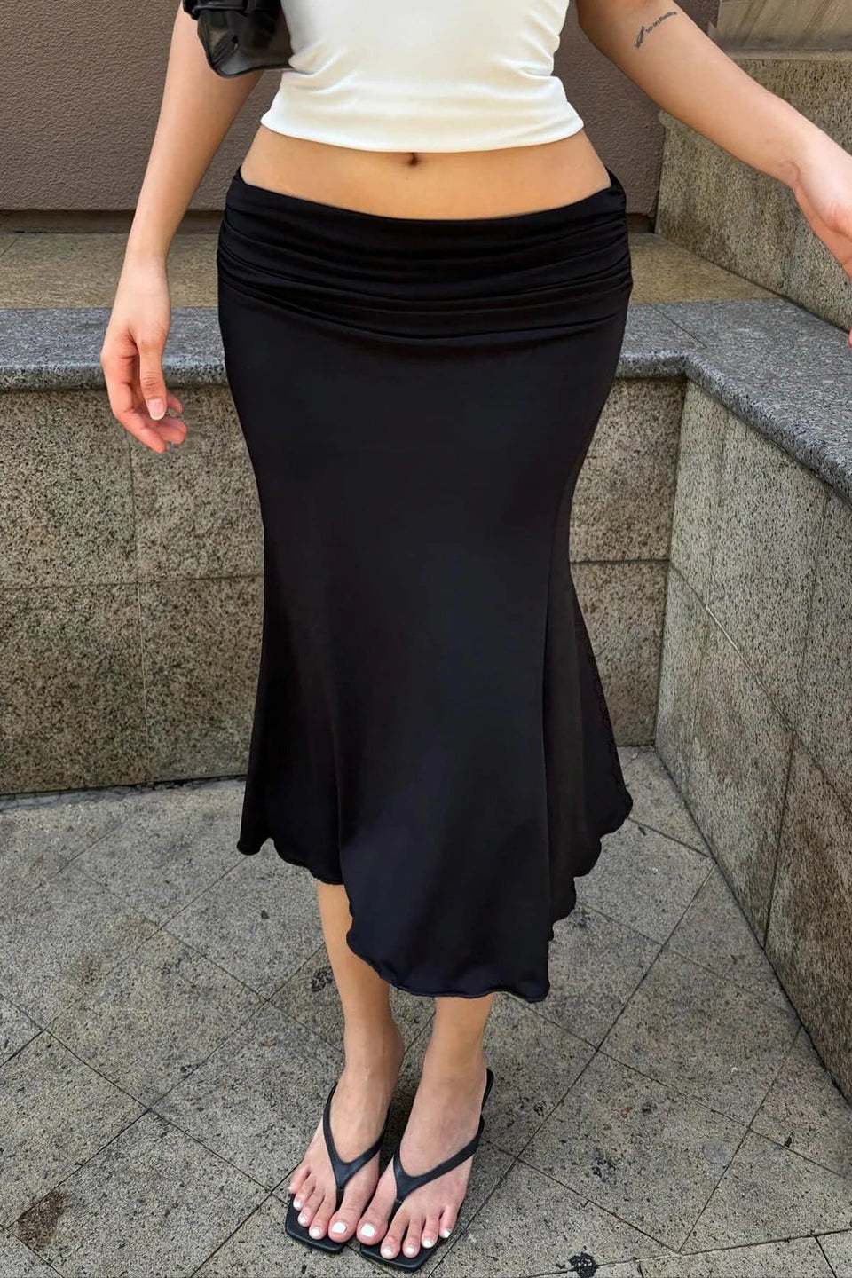 SOKYND Claressa Low-Waisted Pleated Midi Skirt Skirts1005010586053629-;KD1772479402746205892BlackS