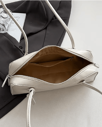 Emily Vintage Leather Baguette Bag