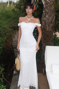 Vestido maxi Arabella em renda com alças finas