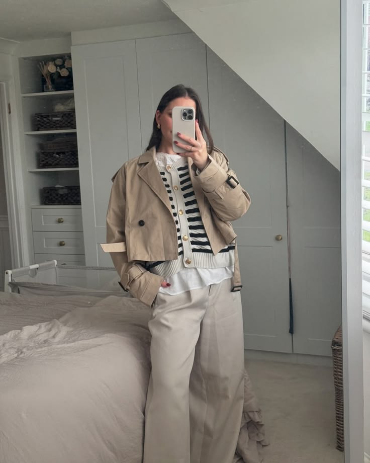 SOKYND Carmen Cropped Double Breasted Trench Coat CoatSOKYND-670935-BEI-L-47607BeigeL