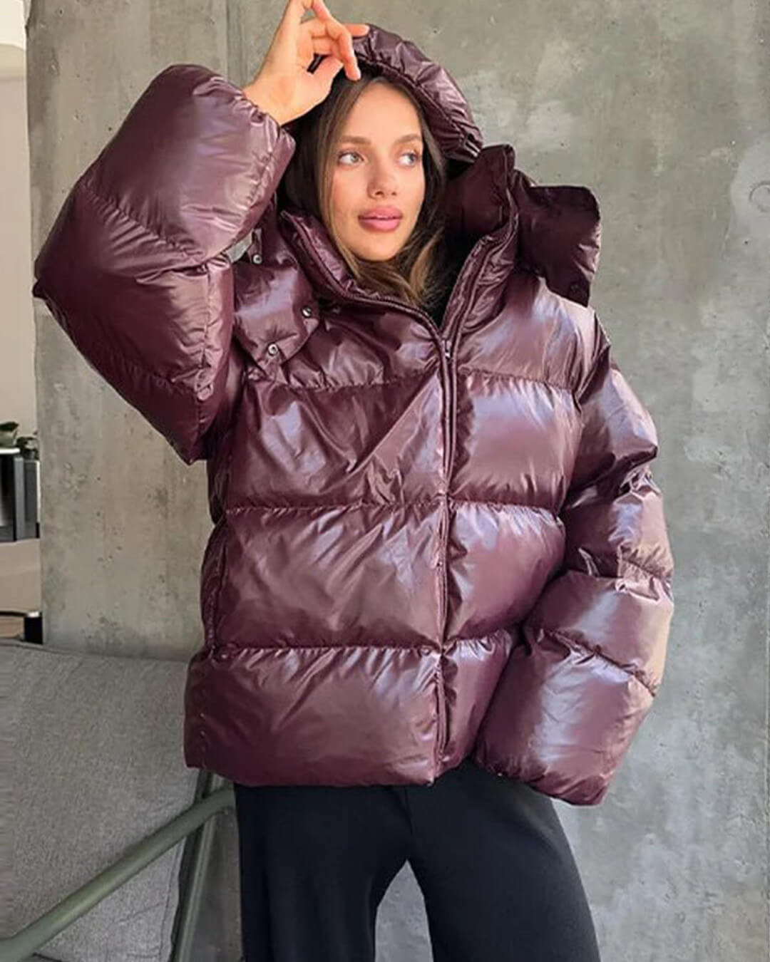 SOKYND Davina Hooded Puffer Jacket in Burgundy