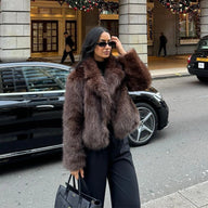 Casaco Estelle em Pelo Sintético