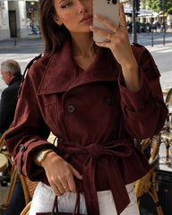 Miriam Casaco Cintado com Gola Aviso e Falso Camurça.