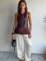 Top Halter Nicole em Faux Leather com Franjas